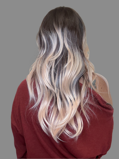 APRIL (Apricot Brunette)