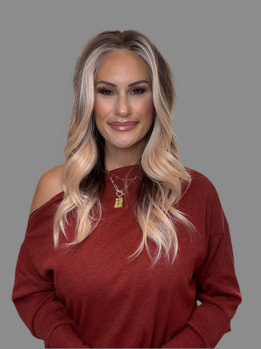 APRIL (Apricot Brunette)