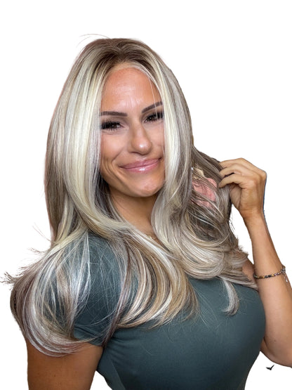 HALLIE (Blonde)