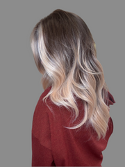 APRIL (Apricot Brunette)