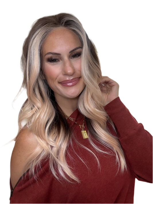 APRIL (Apricot Brunette)