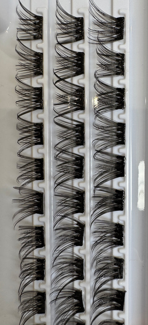 PRE-GLUED LASH CLUSTERS