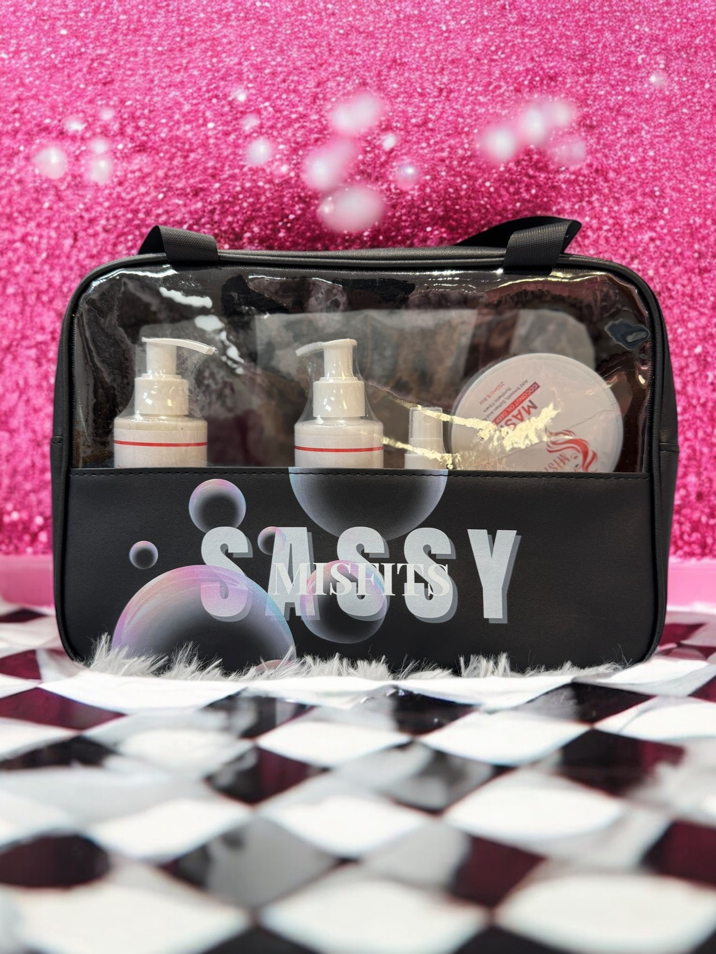 SASSY STAPLE BAG